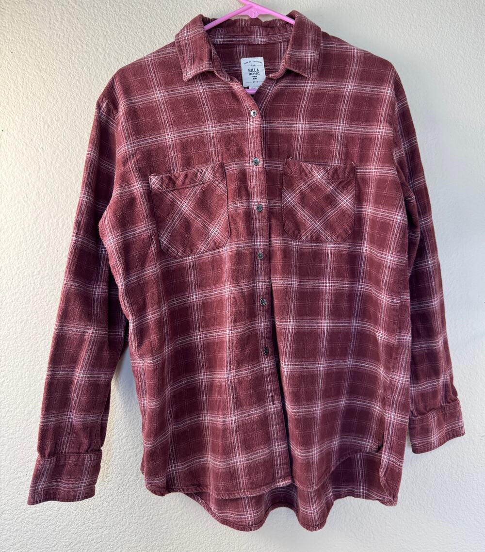  Billabong Women’s Plaid Flannel Shirt Size Medium Burgundy Pink Button Front